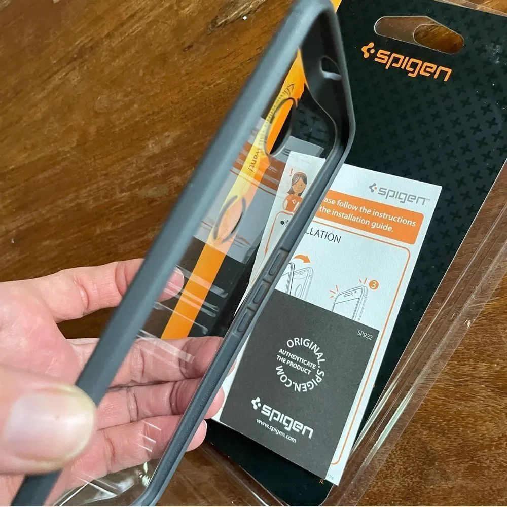 Spigen Black and Orange Phone Case Bumper Nexus 6 Ultra Hybrid